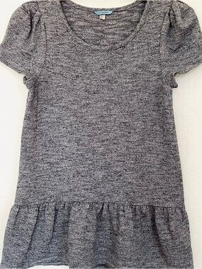 Anthropologie Women's Marled Crewneck Knit Top with Ruffle